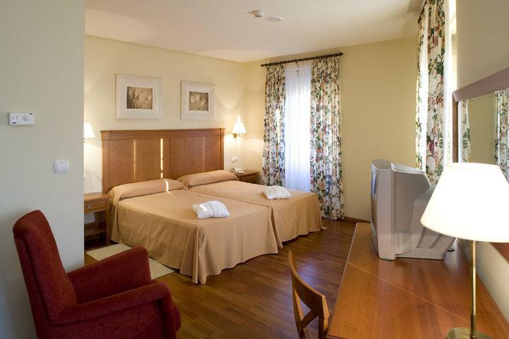 Termas De Cuntis - Hotel La Virgen Habitación foto